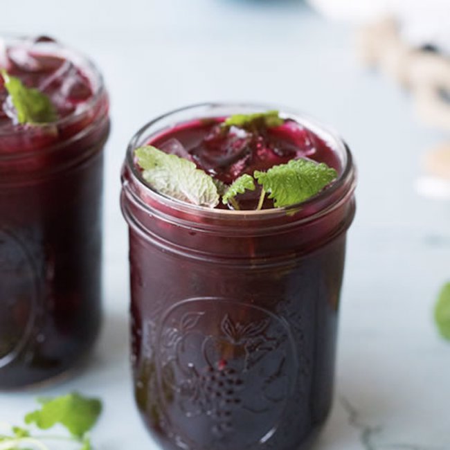 Lemon Balm Wild Blueberry Iced Tea 