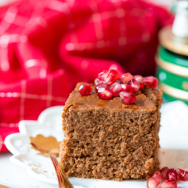 Fat-Free Gingerbread Cake